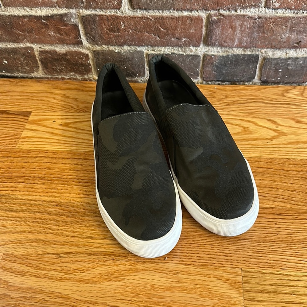 Vince Camuto camouflage slip on sneakers